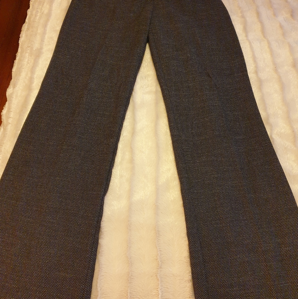 Ann Taylor Loft Trousers size 0 New w/out tags
